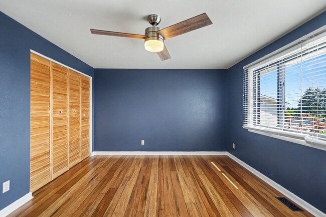 Building Photo - 4 bed, 2 bath single-level home in quiet West Salem neighborhood!