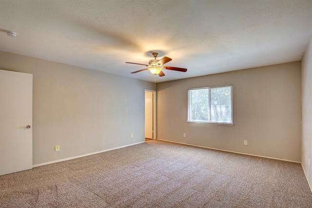 Building Photo - 7801 Summerglen Rd