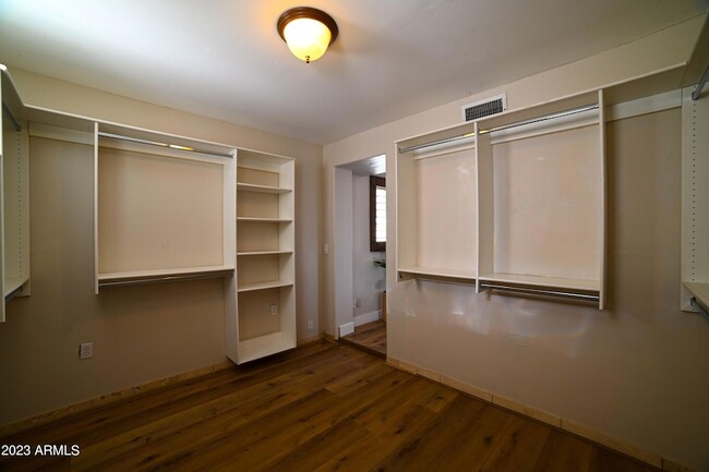 Building Photo - 12210 N 67th St