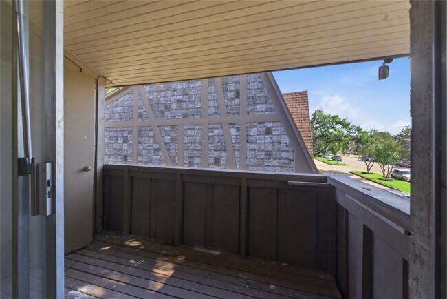 Building Photo - 2574 Marilee Ln