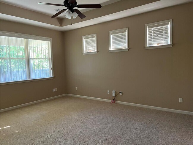 Building Photo - 9085 Black Cherry Trl