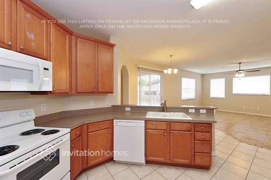 Building Photo - 2769 Valencia Grove Dr