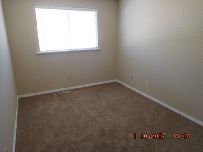 Building Photo - Gorgeous 3 bedroom in Sparks