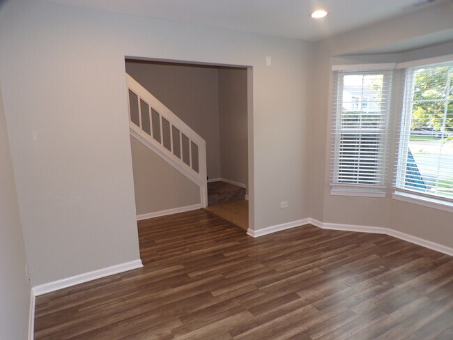 Building Photo - 558 Nantucket Way