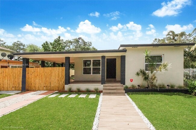 Building Photo - 5530 NW 5th Ave