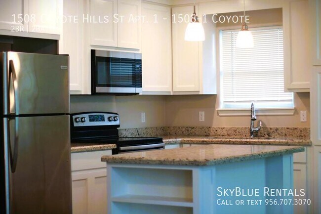 Building Photo - 1508 Coyote Hls