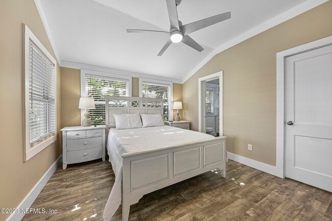 Building Photo - 187 19th St N