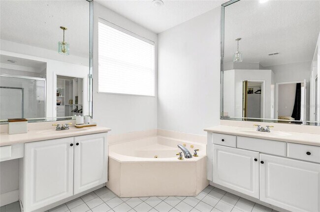 Building Photo - 8631 Terrace Pines Ct
