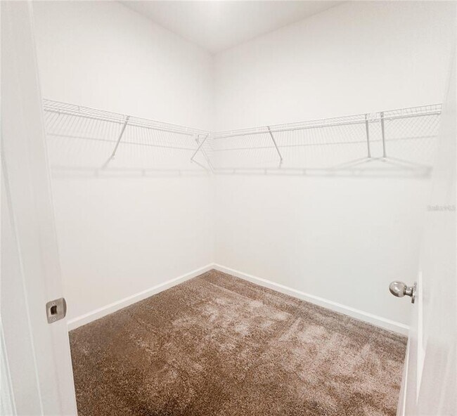 Building Photo - 1153 Deepwater Cir