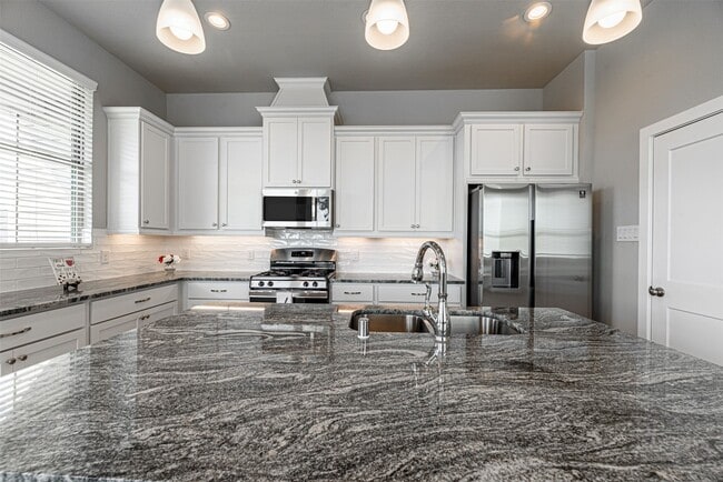 Building Photo - 15027 Red Dam Trl