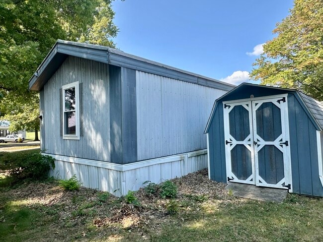 Building Photo - 315 Grubb Dr