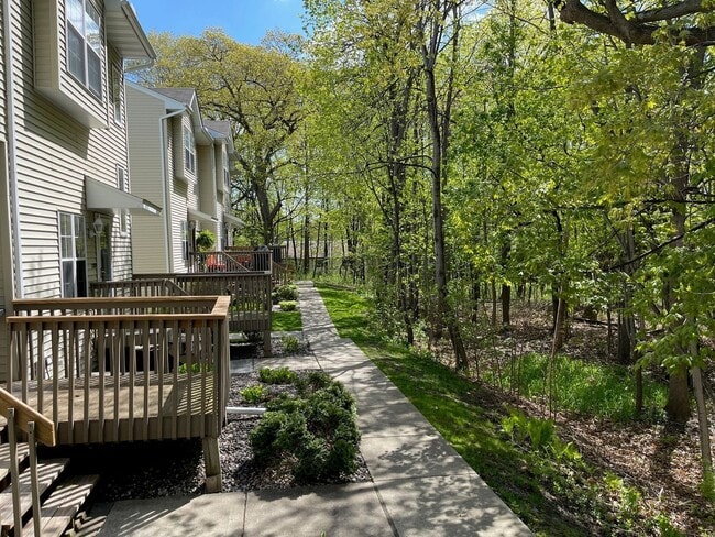 Building Photo - 3713 Livingston Ave