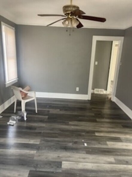 Building Photo - 9262 Ward Ave