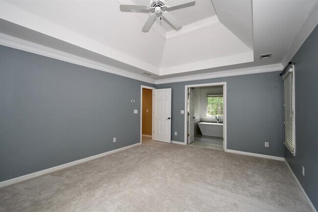 Building Photo - 460 Summer Breeze Ct.