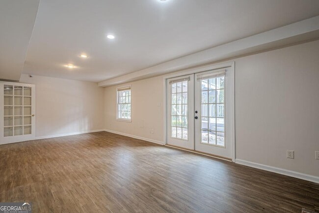 Building Photo - 45 Brandon Ridge Dr NE