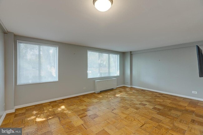 Building Photo - 1200 N Nash St
