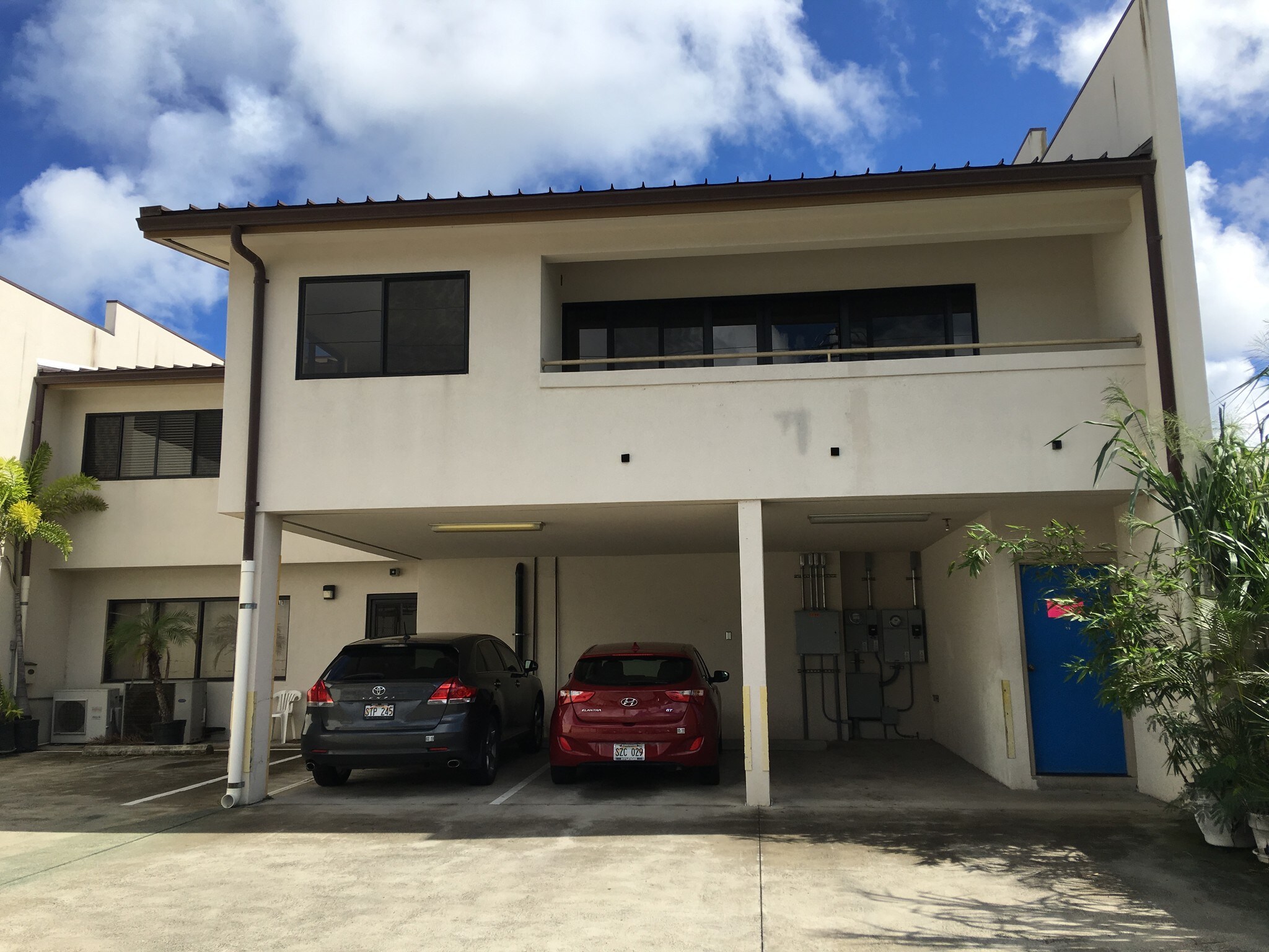 Building Photo - 28 Kainehe St