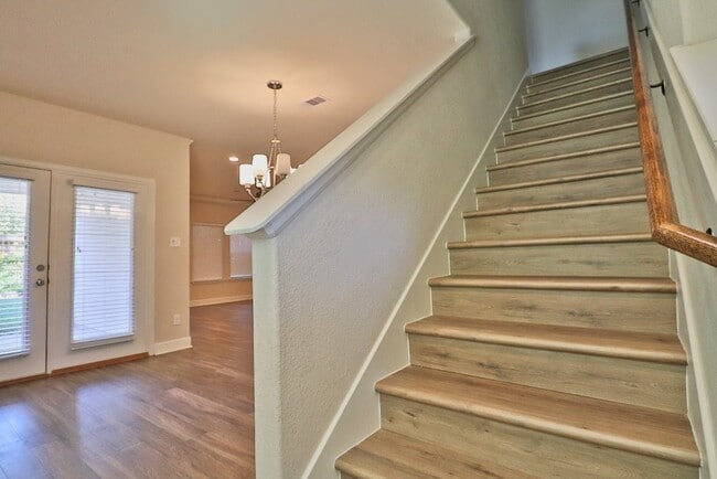 Building Photo - 4339 Cetti St