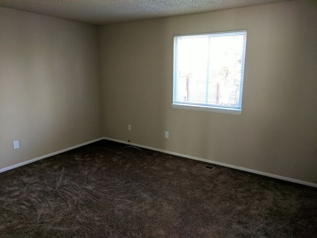 Building Photo - Kearney Street Apts.