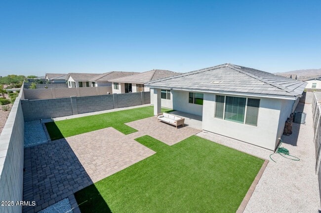 Building Photo - 5127 N 183rd Dr