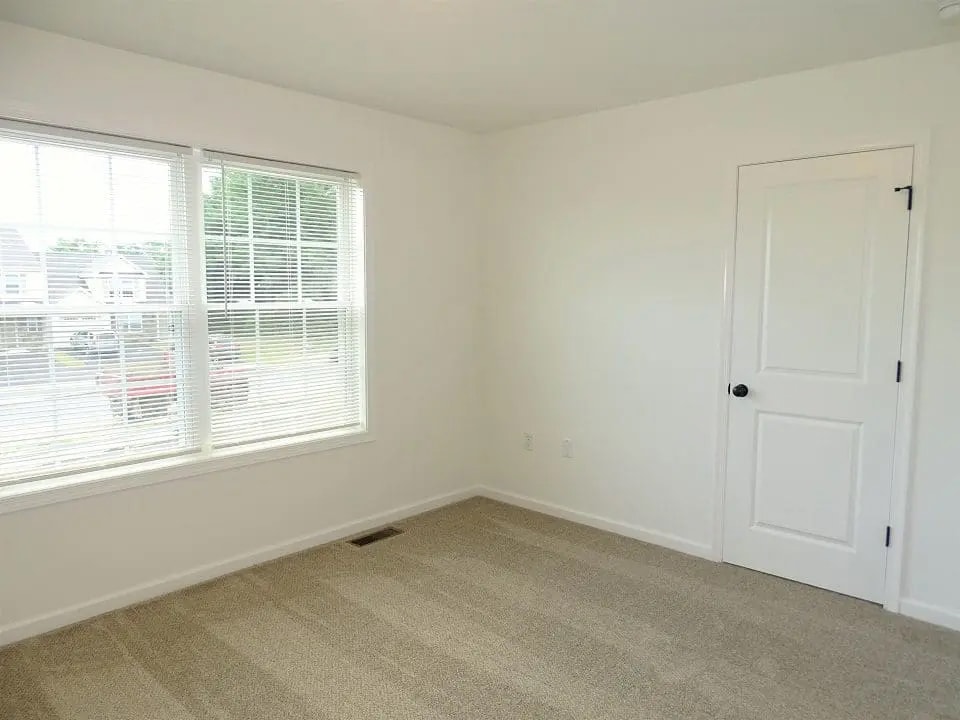 Building Photo - 434 Masonic Dr