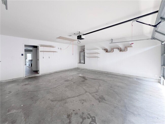 Building Photo - 4116 Petunia Ave