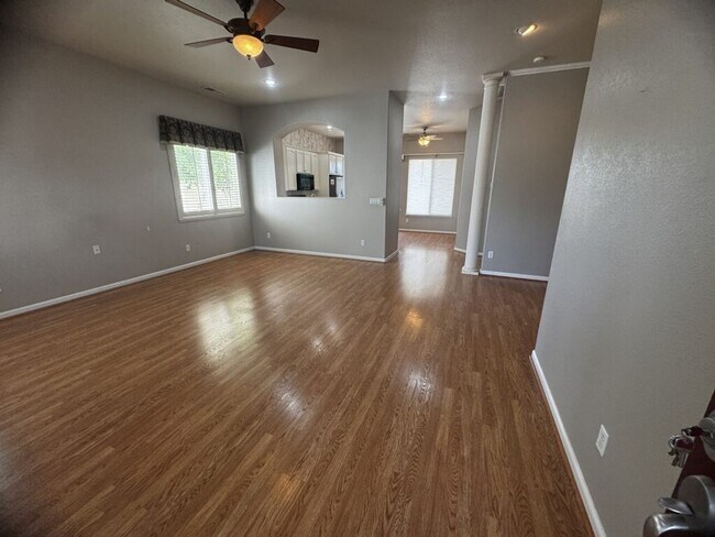 Building Photo - Gated 55+ Community - 2 bedroom/2bathroom