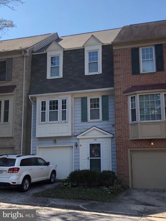 Building Photo - 146 Washington St