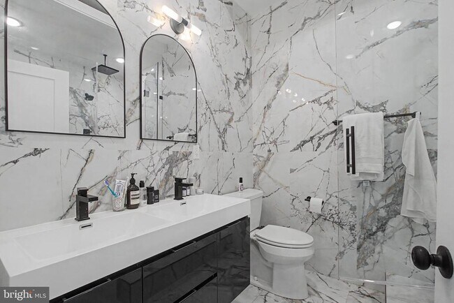 Building Photo - 120 N 3rd St