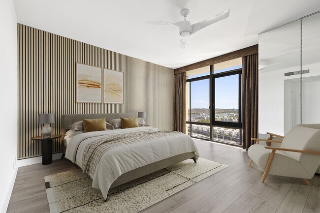 Building Photo - 4267 Marina City Dr