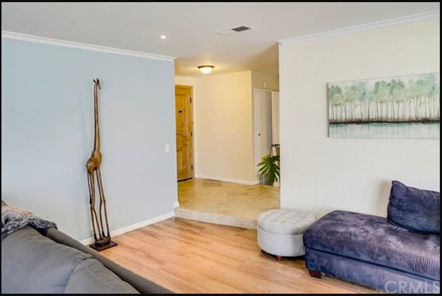 Building Photo - 20235 Galway Ave