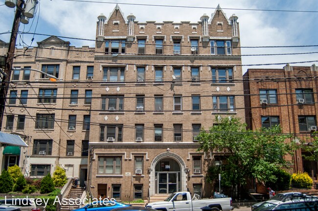Building Photo - 106 Glenwood Ave