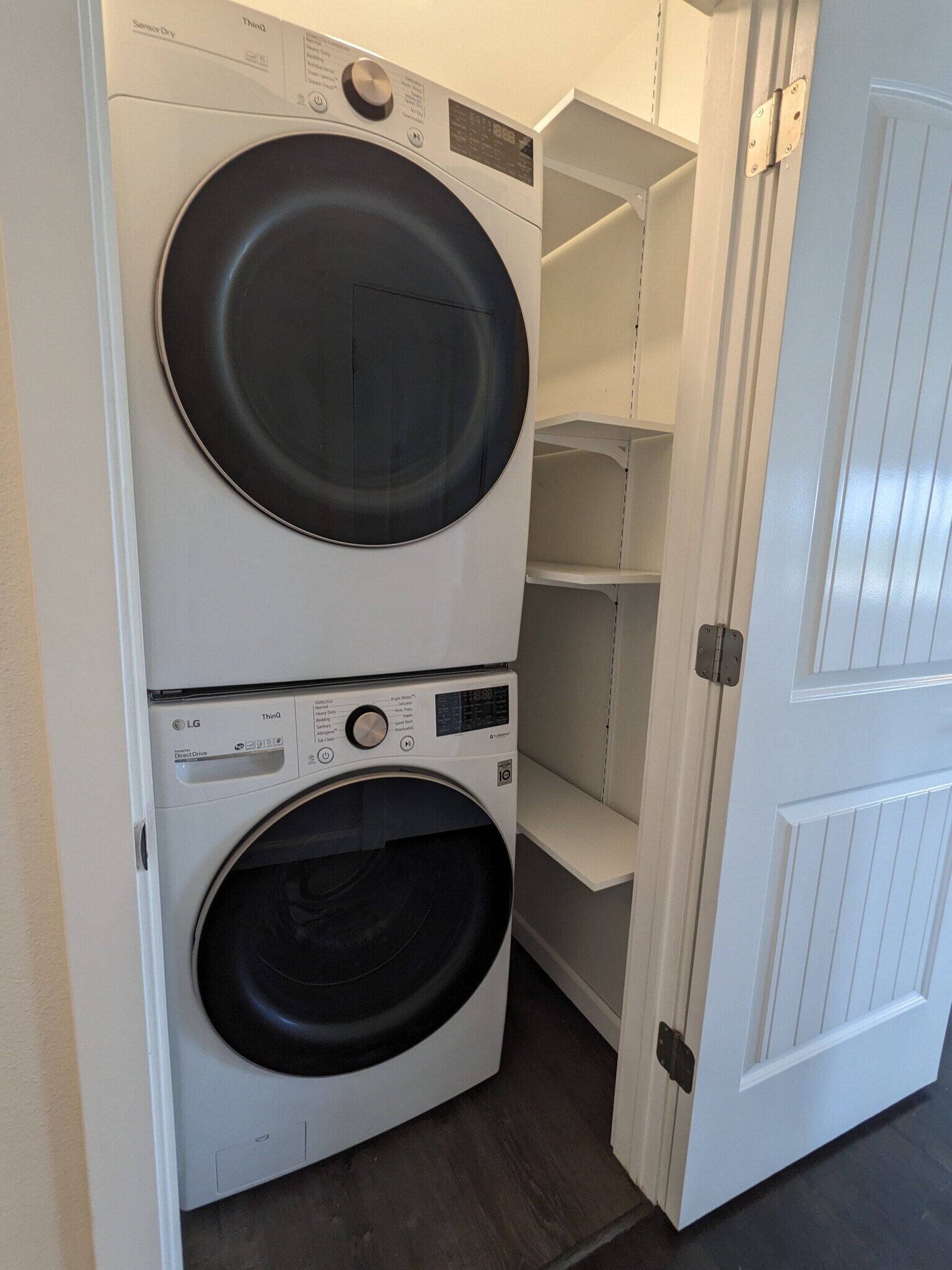 Laundry - 4406 34th Ave S