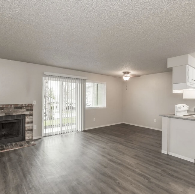 Building Photo - 5726 59th St Ct W