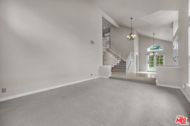 Building Photo - 7517 W 81st St