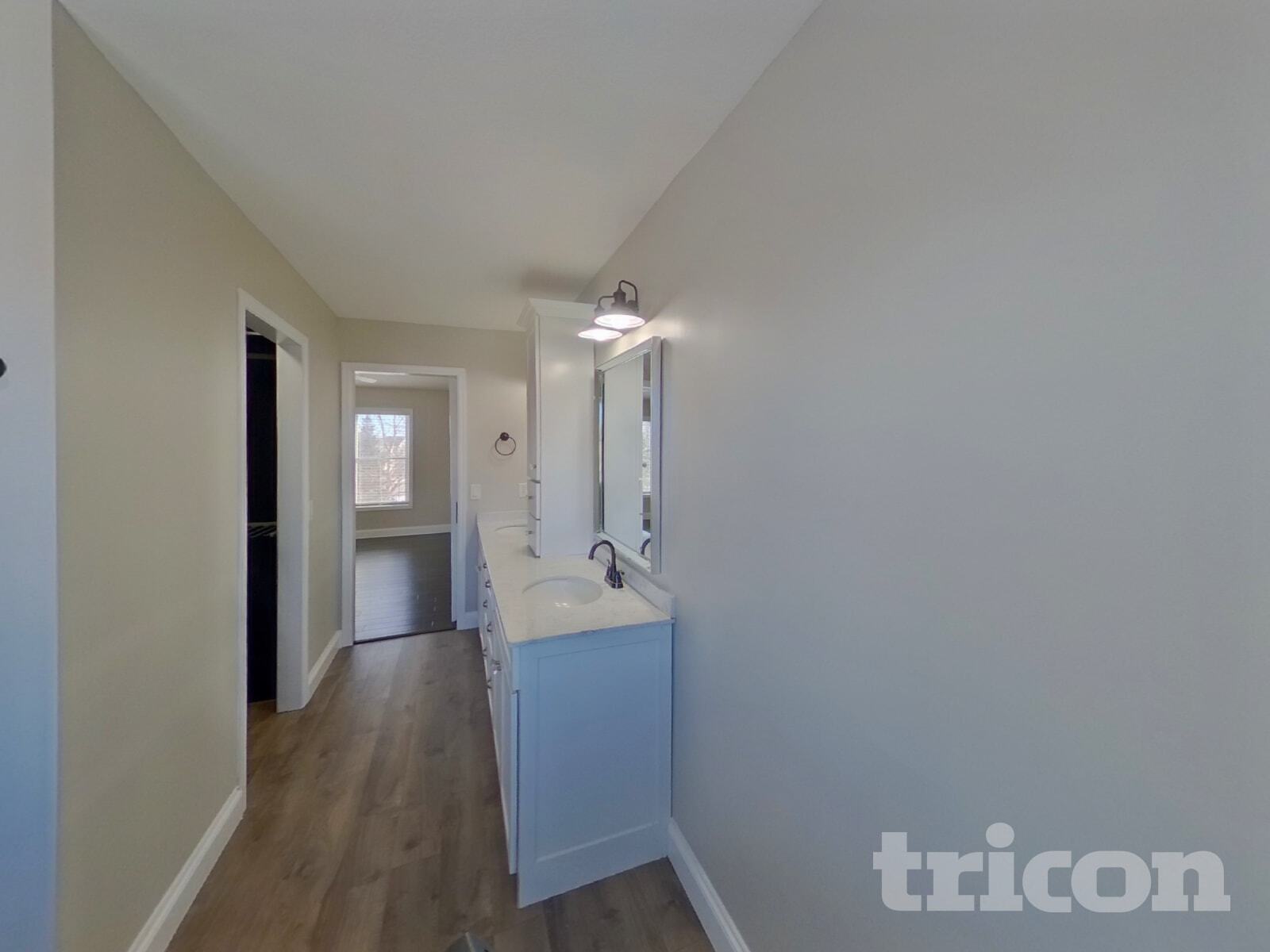 Building Photo - 606 Lincoln Dr NE