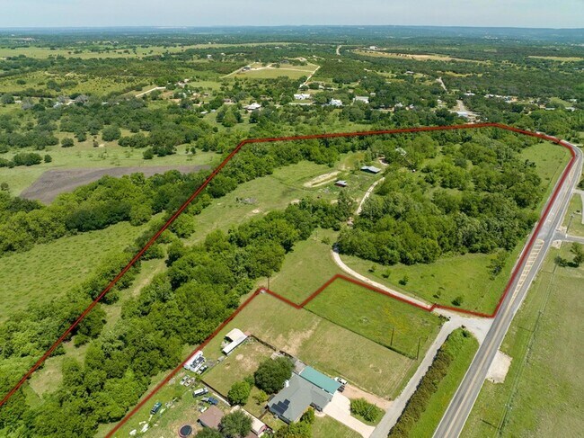 Building Photo - 800 Spur 191