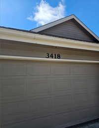 Building Photo - Great 3 Bed 2 Bath 2 Car Garage Split Leve...