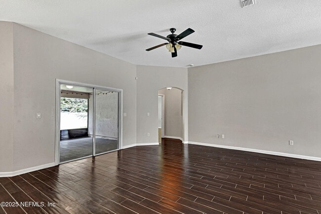 Building Photo - 157 Terracina Dr