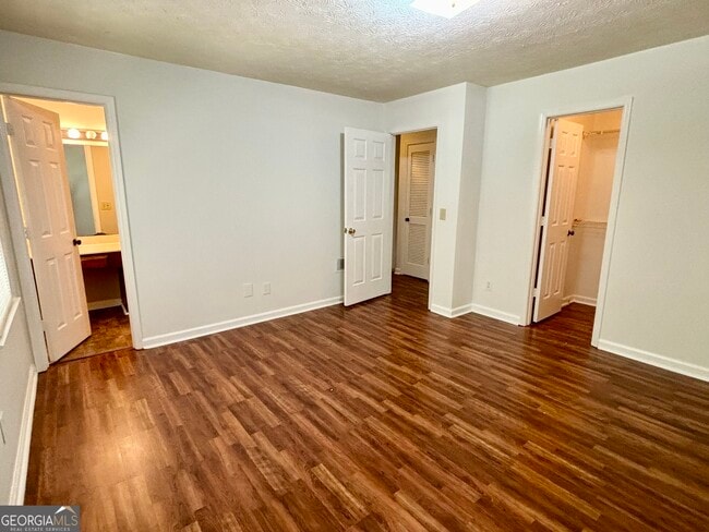 Building Photo - 4383 Redgate Rd