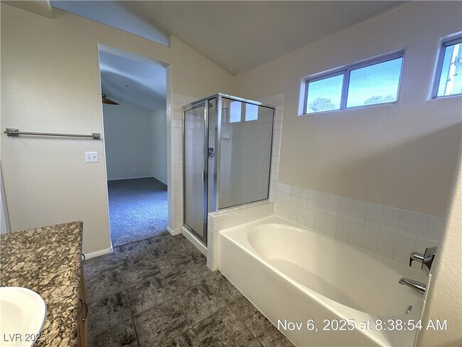 Building Photo - 6052 Annmillie Ave