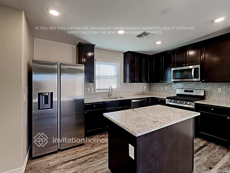 Building Photo - 8033 W Agora Ln