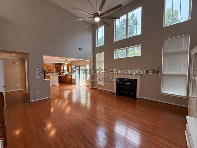 Building Photo - 1404 Graham Dr