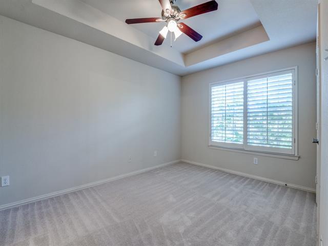 Building Photo - 6428 Glenhollow Dr