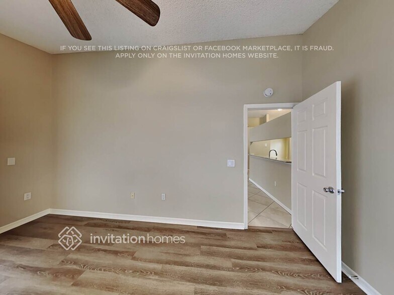 Building Photo - 16015 Buxley Ct