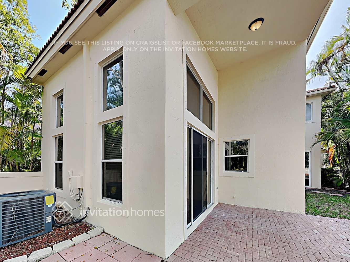 Building Photo - 5821 NW 122nd Way