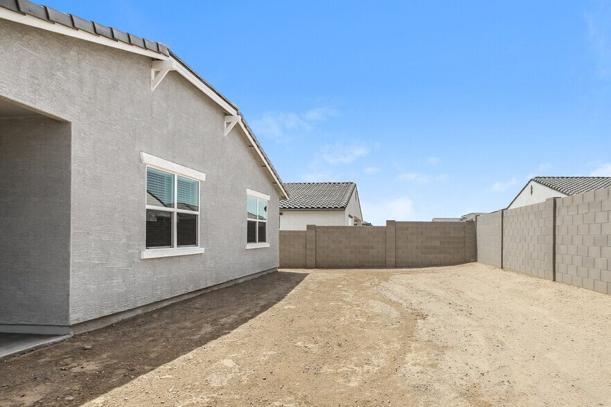 Building Photo - 24404 Grove St