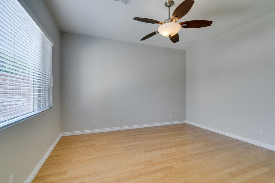 Building Photo - 1404 Pullman Pointe Ct