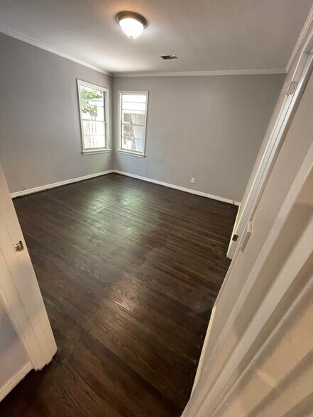 Bedroom 1 - 404 Holly St