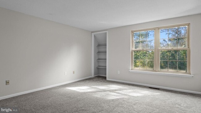 Building Photo - 4008 Waltham Ct